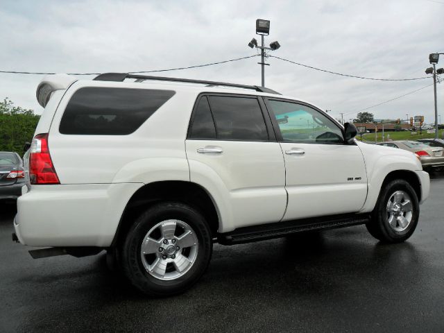 Toyota 4Runner 2008 photo 3