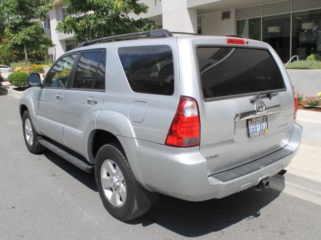Toyota 4Runner LT Pickup 4D 8 Ft SUV