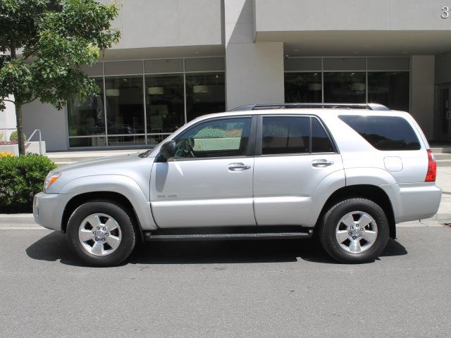 Toyota 4Runner 2008 photo 1
