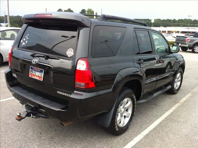 Toyota 4Runner 2008 photo 3