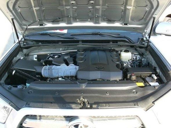 Toyota 4Runner 2010 photo 20