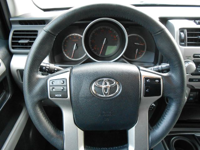Toyota 4Runner 2010 photo 1
