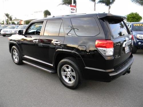 Toyota 4Runner 2011 photo 2
