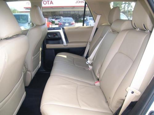 Toyota 4Runner 2011 photo 1