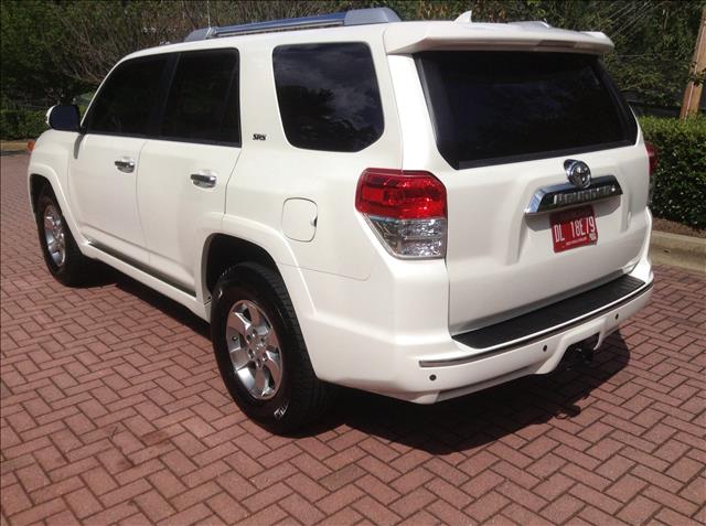 Toyota 4Runner 2011 photo 3