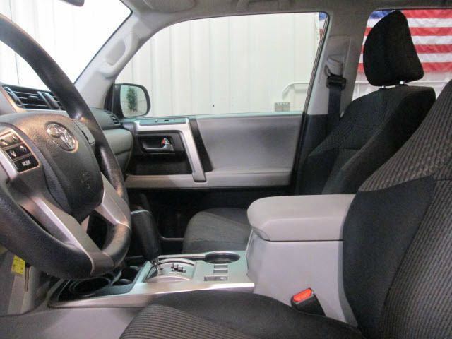 Toyota 4Runner 2011 photo 4