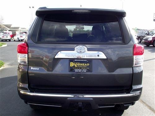 Toyota 4Runner 2011 photo 2