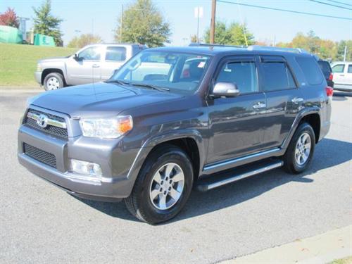 Toyota 4Runner 2011 photo 2