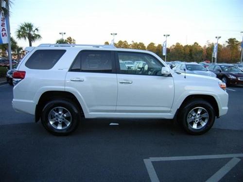 Toyota 4Runner 2011 photo 3