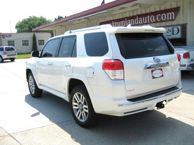 Toyota 4Runner 2012 photo 1