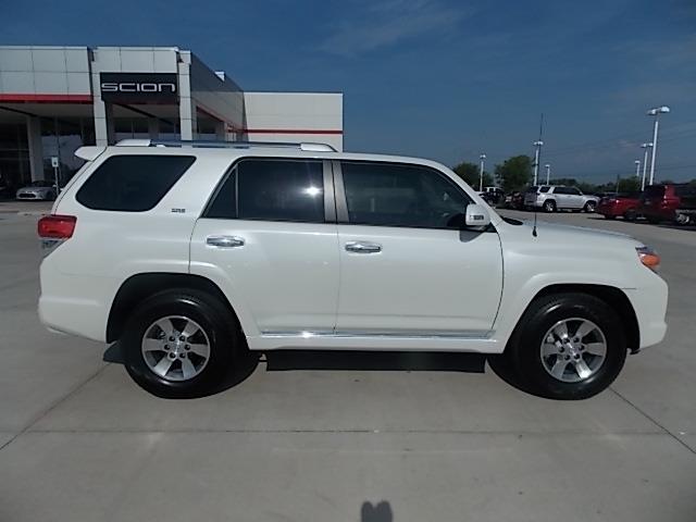 Toyota 4Runner 2013 photo 3