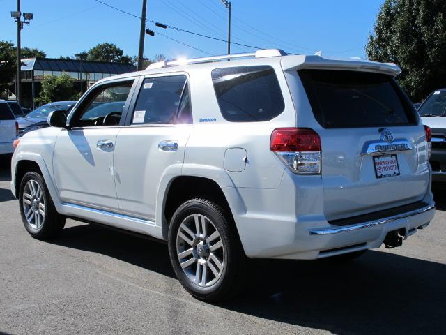 Toyota 4Runner 2013 photo 3