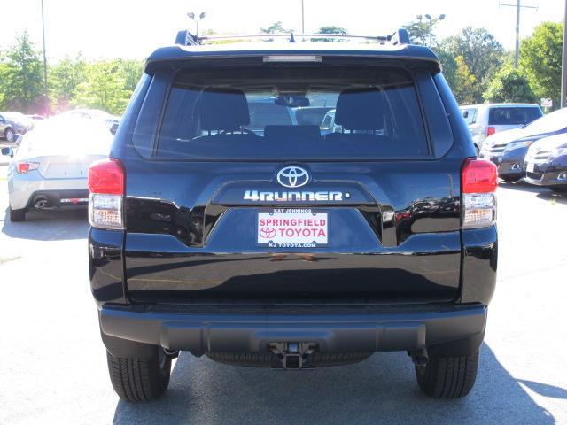 Toyota 4Runner 2013 photo 2