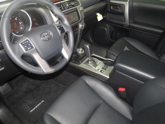 Toyota 4Runner 2013 photo 8