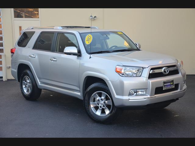 Toyota 4Runner 2013 photo 1