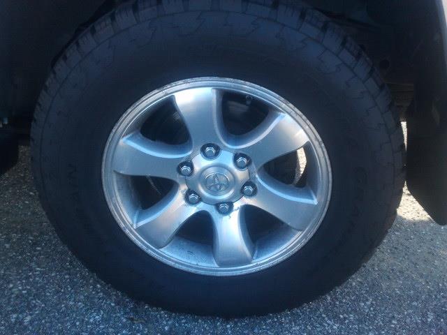 Toyota 4 Runner 2004 photo 2