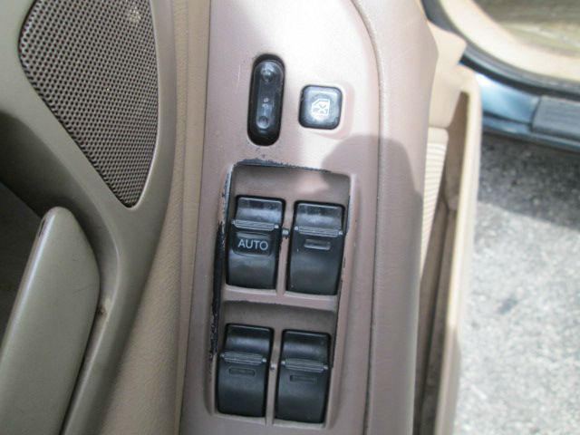Toyota Avalon 1995 photo 17