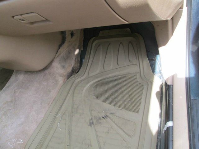 Toyota Avalon 1995 photo 2