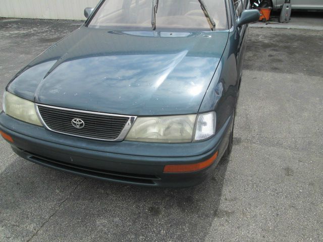 Toyota Avalon 1995 photo 4