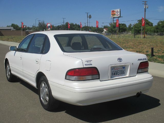 Toyota Avalon 1996 photo 4