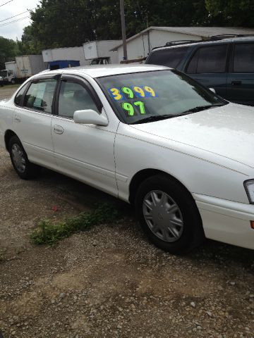 Toyota Avalon 1997 photo 2