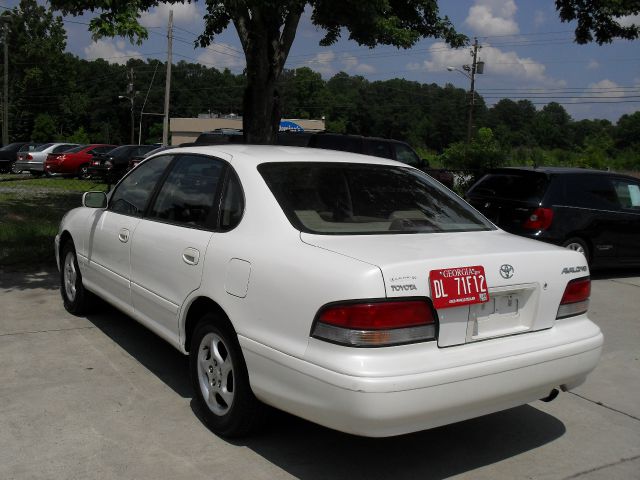 Toyota Avalon 1997 photo 2