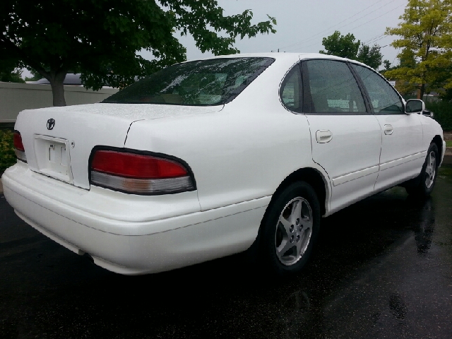 Toyota Avalon 1997 photo 4
