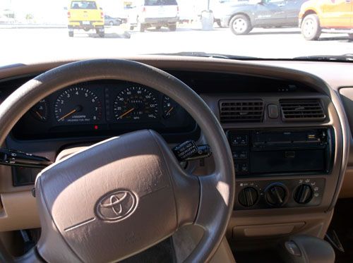 Toyota Avalon 1997 photo 3