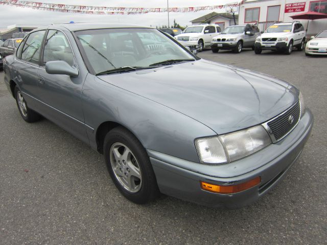 Toyota Avalon 1997 photo 1