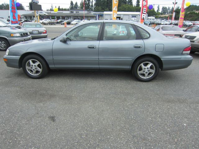 Toyota Avalon 1997 photo 2
