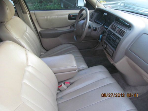 Toyota Avalon 1997 photo 2