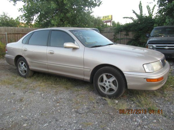 Toyota Avalon 1997 photo 4