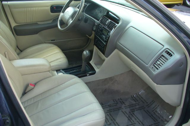 Toyota Avalon 1998 photo 3