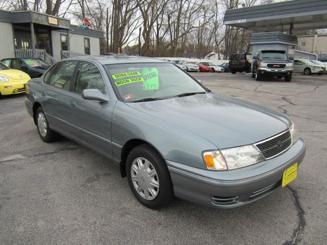 Toyota Avalon 1998 photo 2