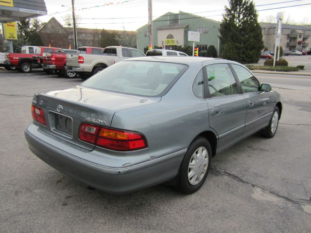 Toyota Avalon 1998 photo 4