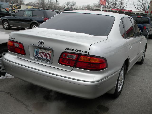 Toyota Avalon 1999 photo 0