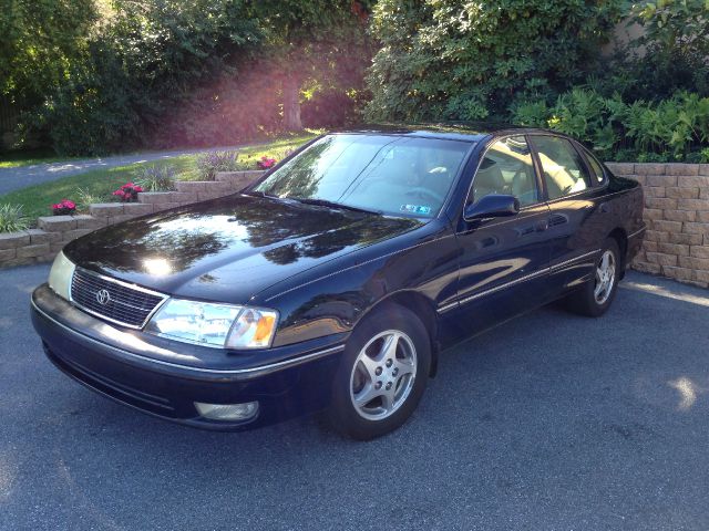 Toyota Avalon 1999 photo 1