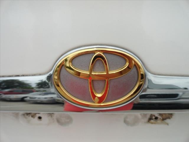 Toyota Avalon 2000 photo 22