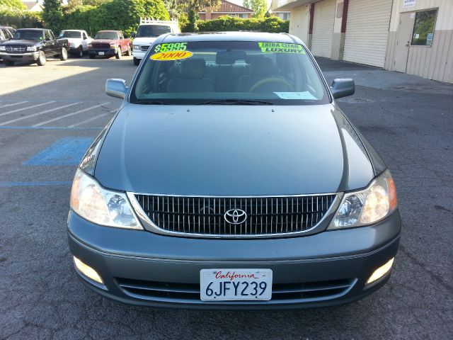 Toyota Avalon LS Flex Fuel 4x4 This Is One Of Our Best Bargains Sedan