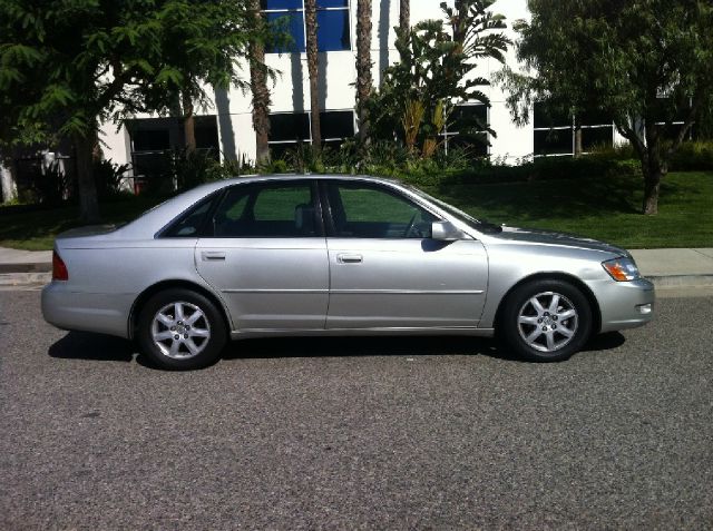 Toyota Avalon 2000 photo 2
