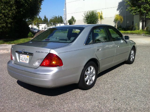 Toyota Avalon 2000 photo 3