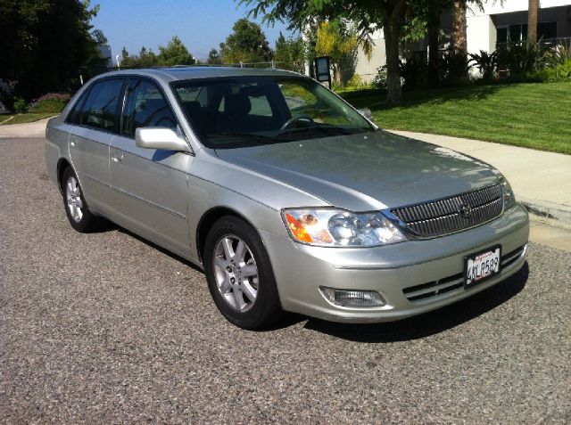 Toyota Avalon 2000 photo 4