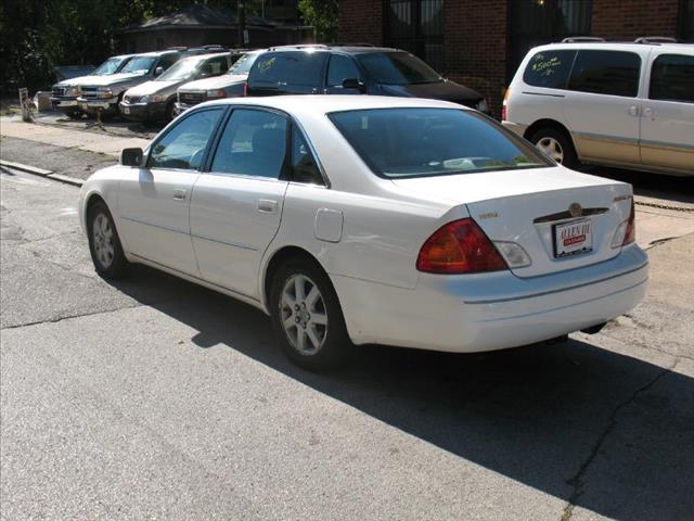 Toyota Avalon 2000 photo 3