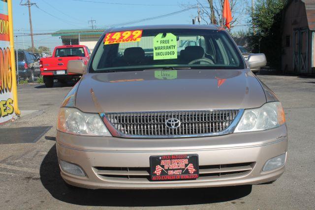 Toyota Avalon 2001 photo 1