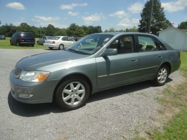 Toyota Avalon 2001 photo 2