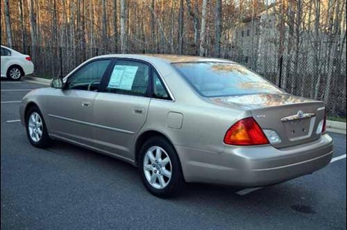 Toyota Avalon 2001 photo 2