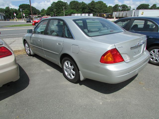 Toyota Avalon 2001 photo 4