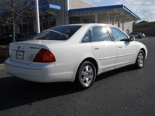 Toyota Avalon 2001 photo 2