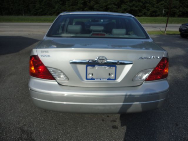 Toyota Avalon 2002 photo 1