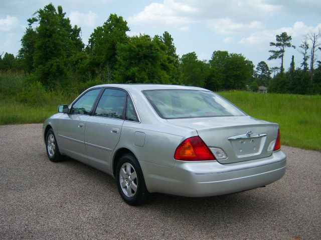 Toyota Avalon 2002 photo 2